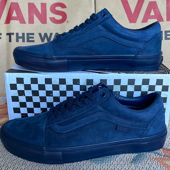 Vans Men’s Skate Old Skool
Mono Dark Blue
VN0ASFCB1PE
Sneakers - Picture 16 of 16